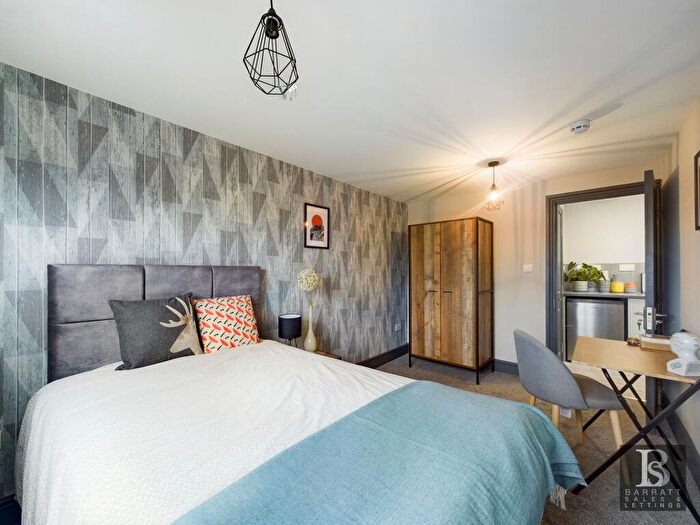 Studio To Rent In Studio, King Edward Street, Slough, SL1