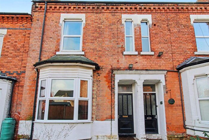 3 Bedroom Terraced House To Rent In Chestnut Avenue, Beeston, Nottingham, NG9