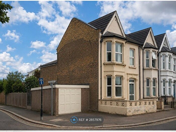 3 Bedroom End Terrace House To Rent In Goodall Road, London, E11
