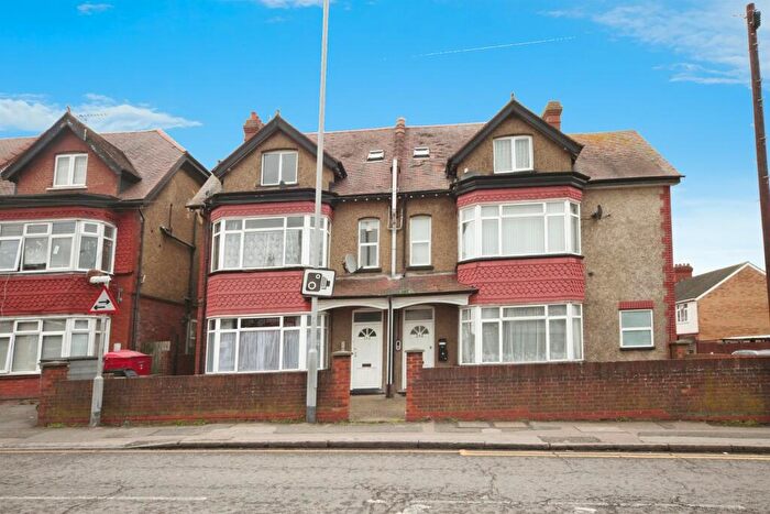 1 Bedroom Flat For Sale In Dunstable Road, Luton, LU4