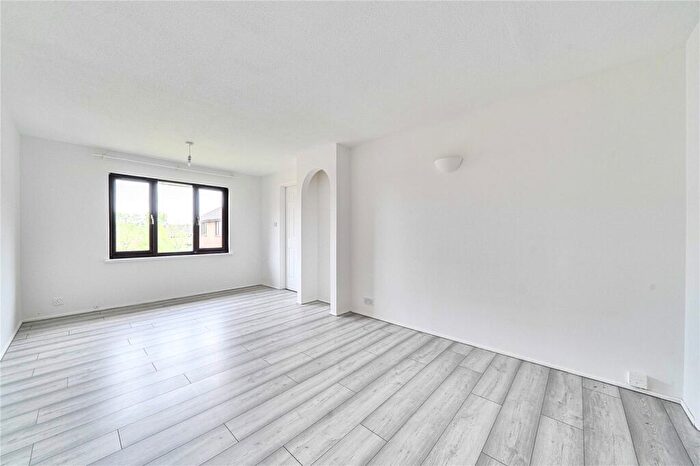 2 Bedroom Apartment To Rent In Adams Way, Croydon, CR0