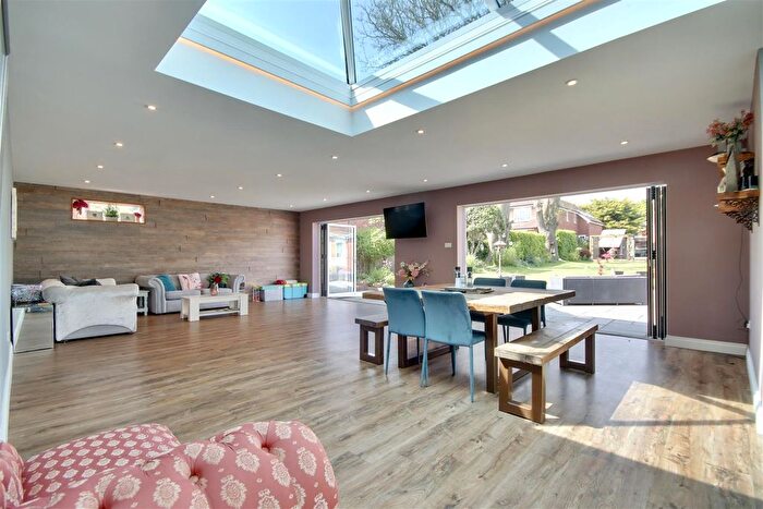 5 Bedroom Detached House For Sale In The Avenue, Fareham, PO14