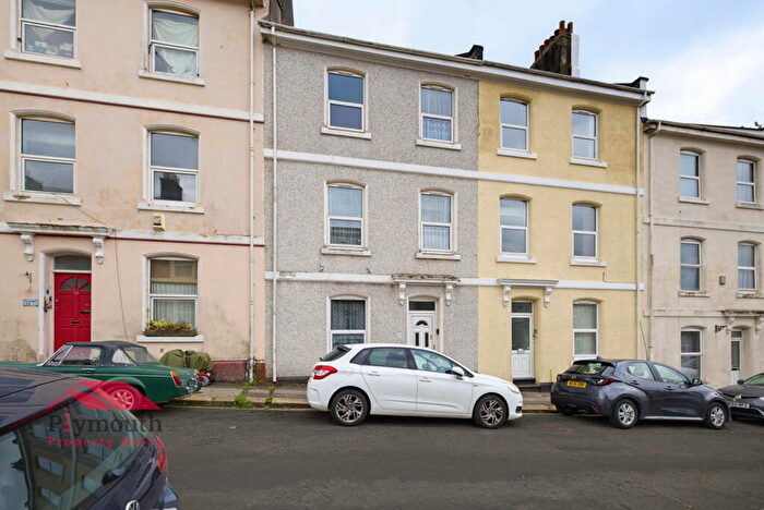 4 Bedroom Terraced House For Sale In Herbert Place, Plymouth, PL2