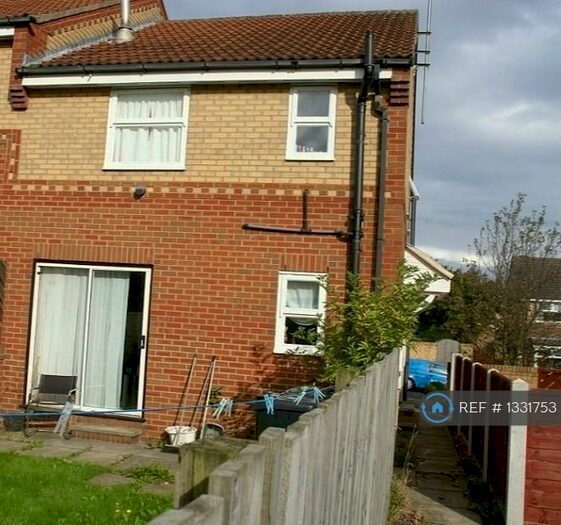 1 Bedroom End Of Terrace House To Rent In Guillemot Approach, Morley, Leeds, LS27