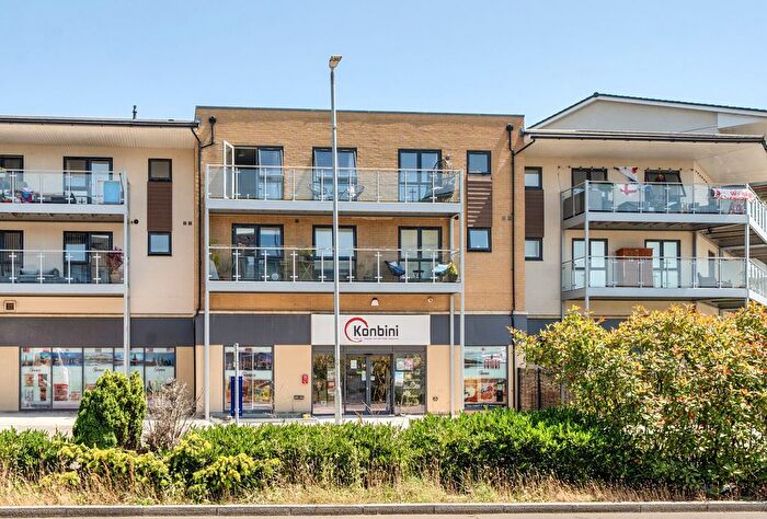 2 Bedroom Flat For Sale In Chessel Drive, Patchway, Bristol, Gloucestershire, BS34