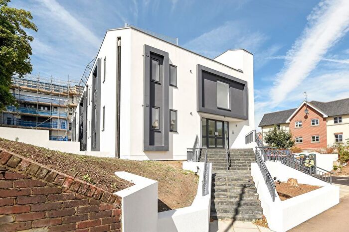 1 Bedroom Apartment To Rent In Walton Street, Aylesbury, HP21