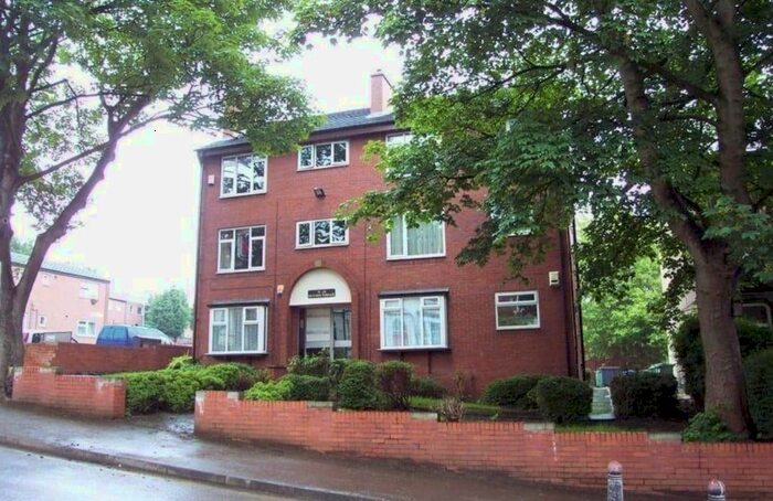1 Bedroom Flat To Rent In Victoria Terrace, Leeds, LS3