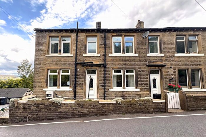 2 Bedroom End Of Terrace House For Sale In Clough Road, Golcar, Huddersfield, West Yorkshire, HD7