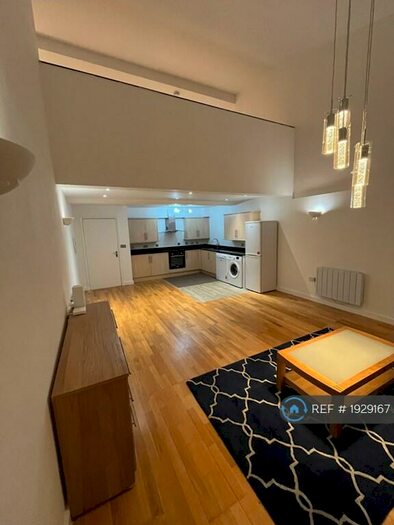 2 Bedroom Penthouse To Rent In The Vista Building, London, SE18