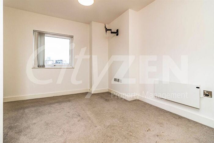 1 Bedroom Flat For Sale In Ordsall Lane, Salford, M5