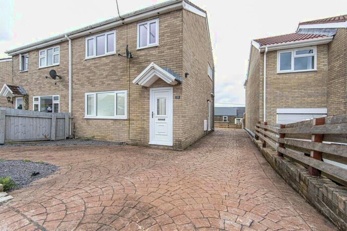 3 Bedroom Semi-Detached House To Rent In Ty Llwyd Parc Estate, Quakers Yard, Treharris, CF46