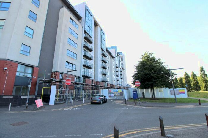 2 Bedroom Flat To Rent In Glasgow Harbour Terraces, Glasgow, G11