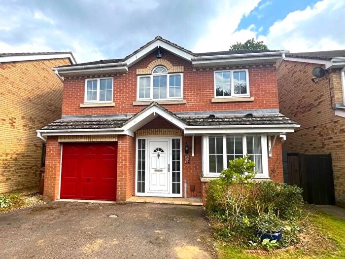 4 Bedroom Detached House To Rent In Penfold Gardens, Great Billing, Northampton, NN3