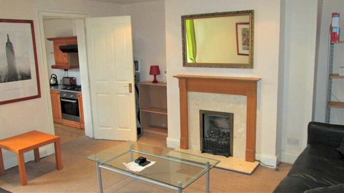 6 Bedroom Maisonette To Rent In Tavistock Road, Jesmond, Newcastle Upon Tyne, NE2