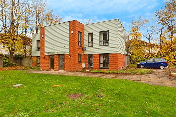 2 Bedroom Semi Detached House For Sale In Harrow Road, Wembley, HA0