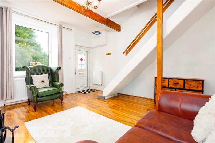 2 Bedroom Terraced House For Sale In Stockport Road, Mossley, OL5