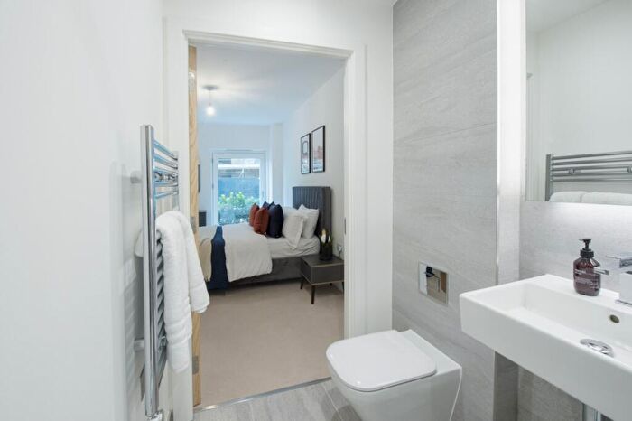 2 Bedroom Flat To Rent In Flat, Florence House, Colindale, NW9