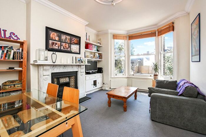 2 Bedroom Flat To Rent In Messina Avenue, London, NW6