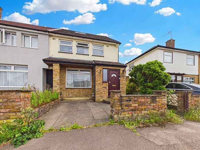 4 Bedroom Semi-Detached House For Sale In Rossington Avenue, Borehamwood, WD6