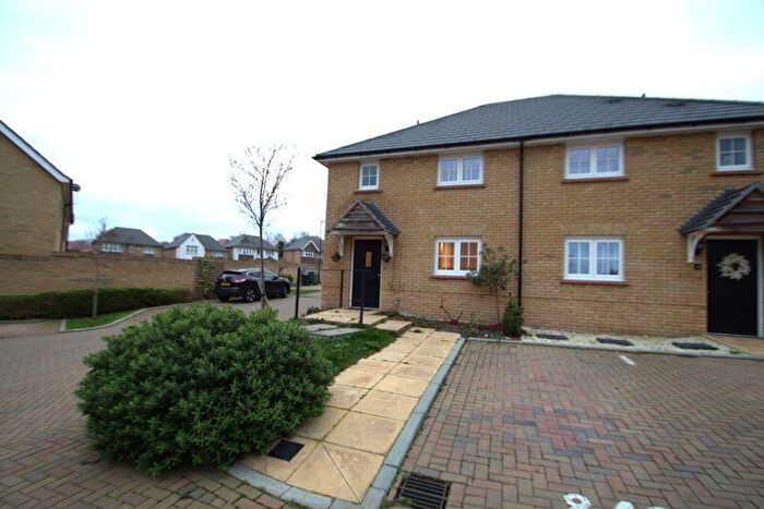 2 Bedroom Semi-Detached House To Rent In Christabel Close, Swanscombe, DA10