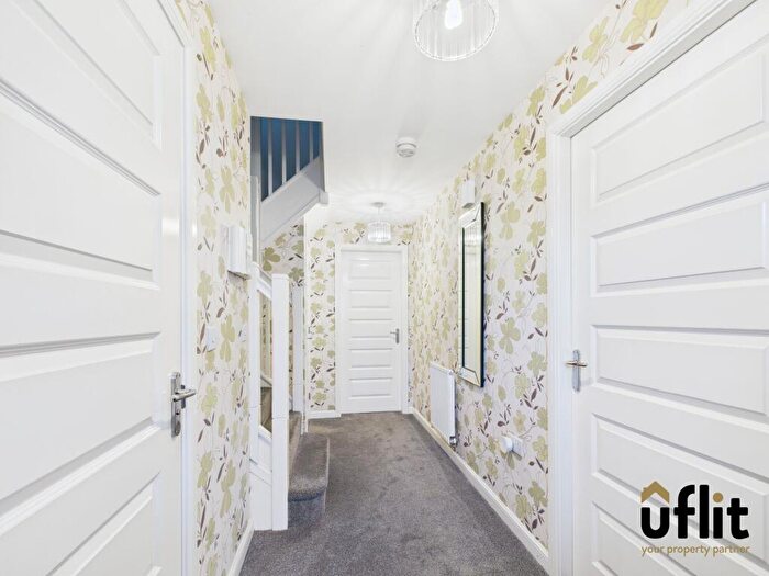 4 Bedroom Detached House For Sale In Field View Court, Brinsworth, Rotherham, S60