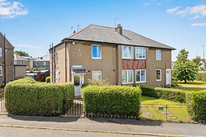 2 Bedroom Flat For Sale In Crewe Place, Edinburgh, EH5