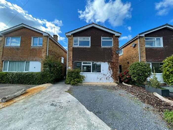 3 Bedroom Detached House To Rent In Warren Avenue, Chandler's Ford, Eastleigh, Hampshire, SO53