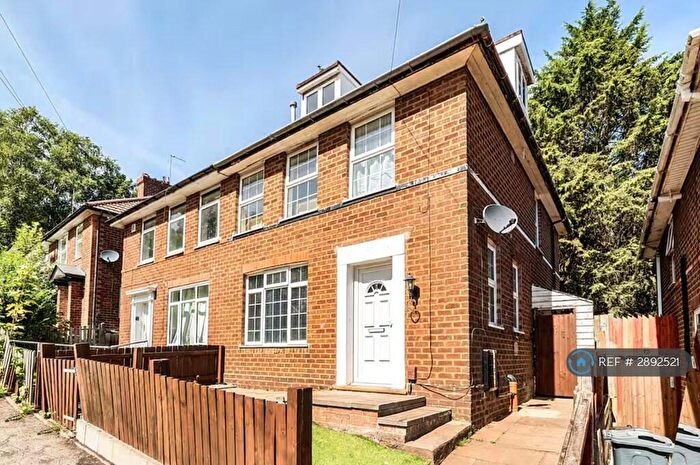 4 Bedroom Semi Detached House To Rent In Weoley Castle Road, Birmingham, B29