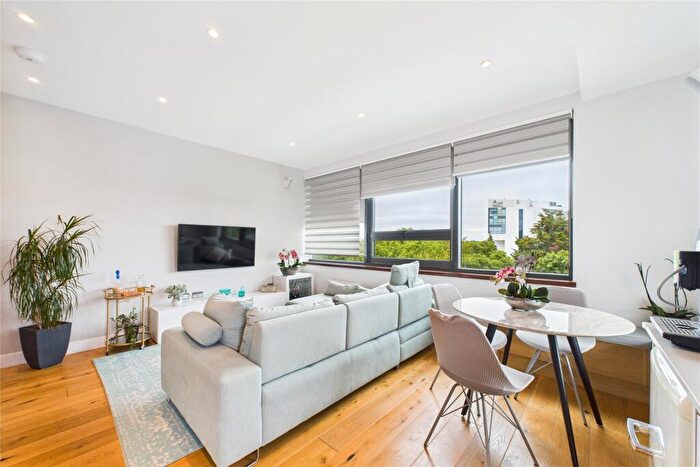 1 Bedroom Apartment To Rent In Circa, The Ring, Bracknell, Berkshire, RG12