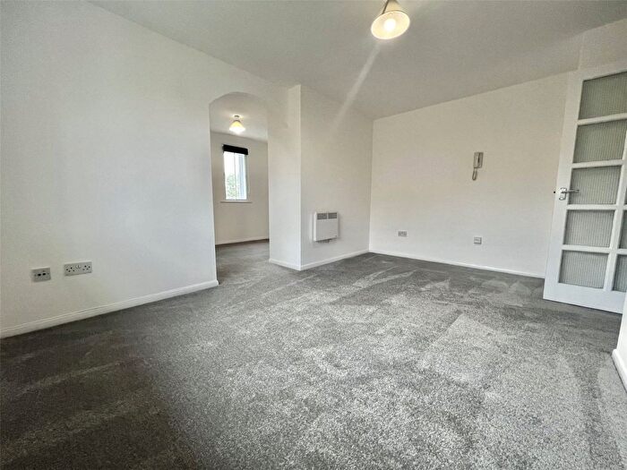 Studio To Rent In Balmoral Road, Watford, WD24