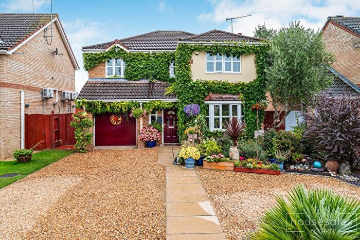4 Bedroom Detached House For Sale In Farriers Gate, Chatteris, PE16