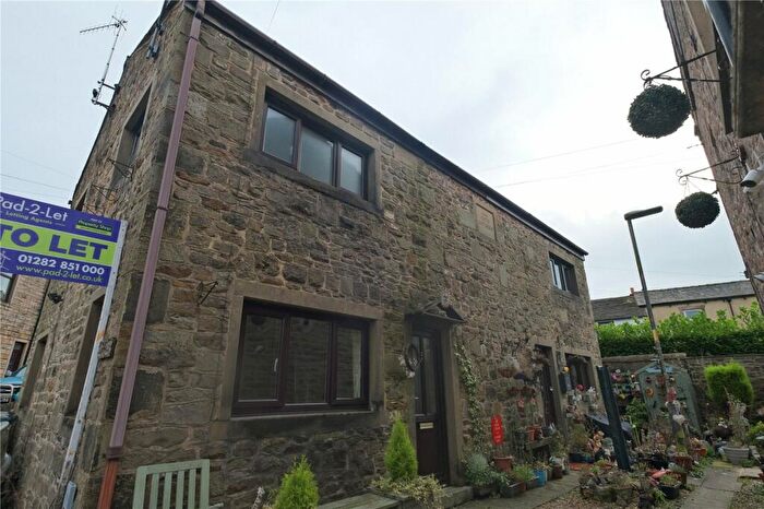 2 Bedroom Semi-Detached House To Rent In The Butts, Barnoldswick, Lancashire, BB18