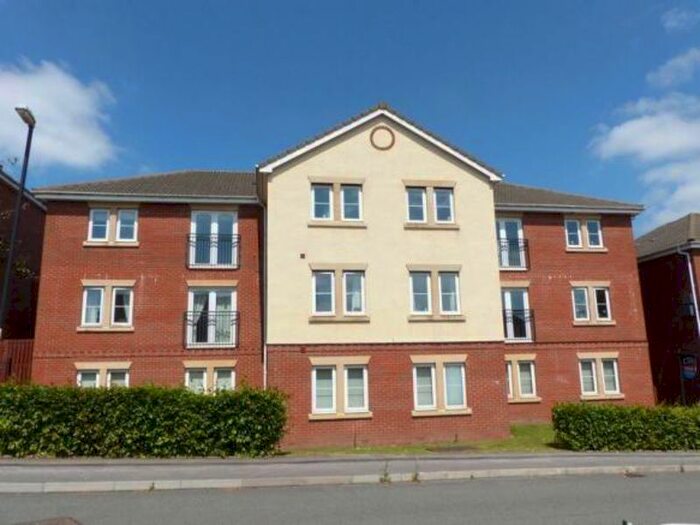 2 Bedroom Flat To Rent In Blue Cedar Drive, Streetly, Sutton Coldfield B74