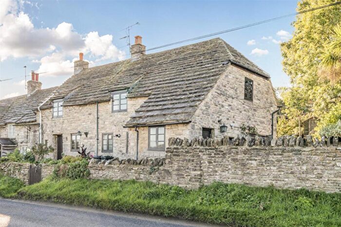 3 Bedroom House For Sale In New Buildings, Coombe, Swanage, BH19