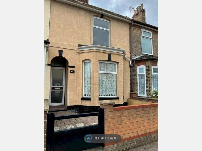 3 Bedroom Terraced House To Rent In Lorne Park Road, Lowestoft, NR33