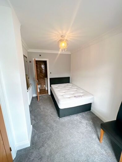 Studio To Rent In Roxborough Avenue, Isleworth, TW7