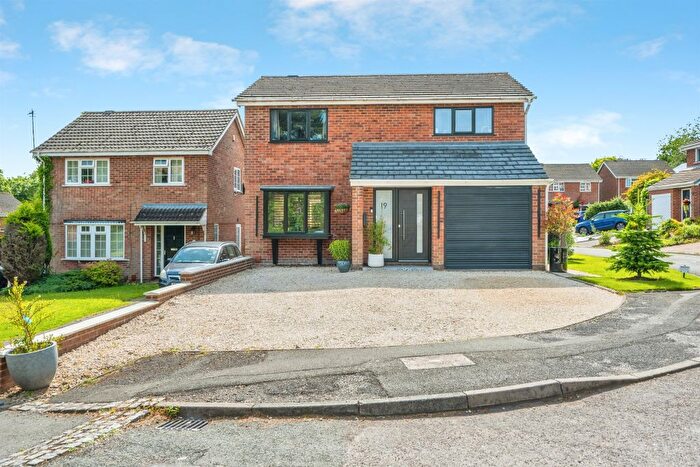 4 Bedroom Detached House For Sale In Ingham Drive, Mickleover, Derby, DE3