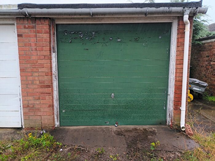 1 Bedroom Garage / Parking To Rent In Grigor Drive, Crewe Toll, Edinburgh, EH4