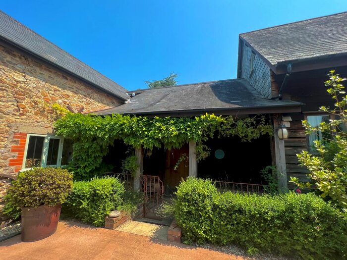 3 Bedroom Property To Rent In Budleigh Farm, West Buckland, Wellington, TA21