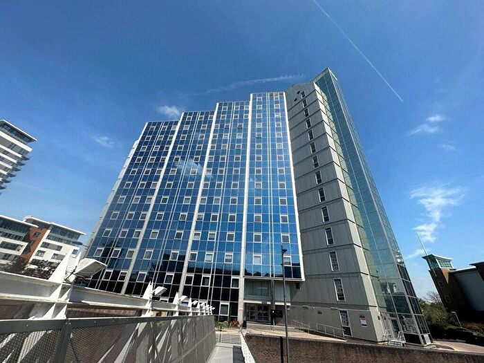 Apartment To Rent In Churchill Place, Churchill Way, Basingstoke, Hampshire, RG21