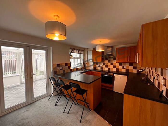 3 Bedroom Detached House For Sale In Brow Hill Road, Rotherham, S66