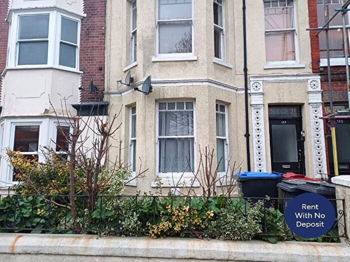 1 Bedroom Flat To Rent In Station Road, Herne Bay, Kent, CT6