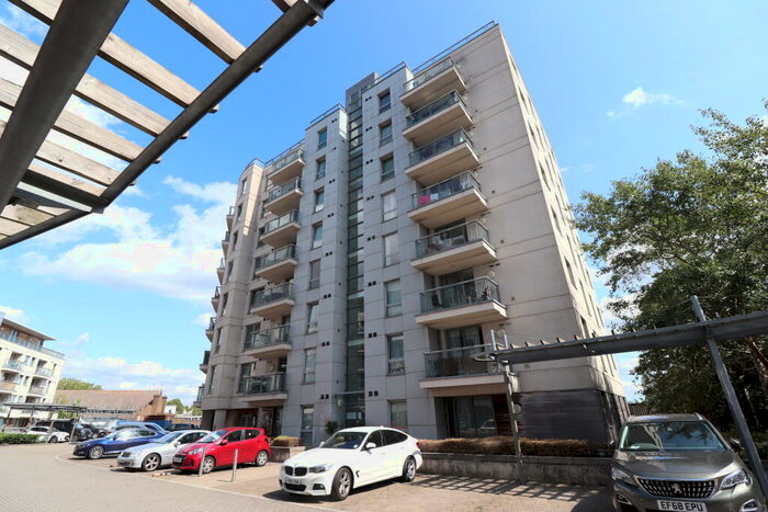 2 Bedroom Apartment To Rent In Central Romford, RM1