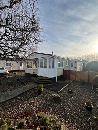 2 Bedroom Park Home For Sale In Lamaleach Drive, Freckleton, Preston, PR4