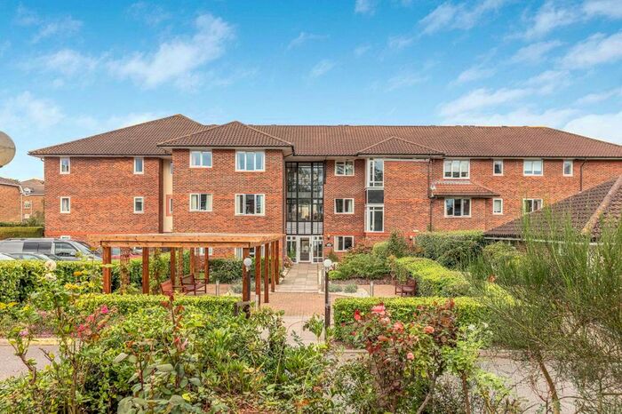 2 Bedroom Flat To Rent In Clover Court, Church Road, Haywards Heath, West Sussex, RH16