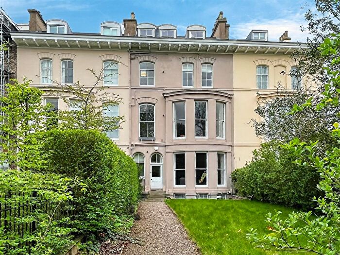 2 Bedroom Flat For Sale In Driffield Terrace, York, YO24