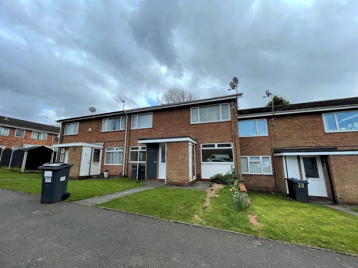 2 Bedroom Maisonette To Rent In Enfield Close, Birmingham, West Midlands, B23