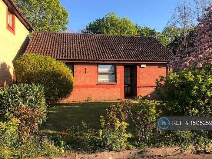 2 Bedroom Bungalow To Rent In Hazel Croft, Werrington, Peterborough, PE4