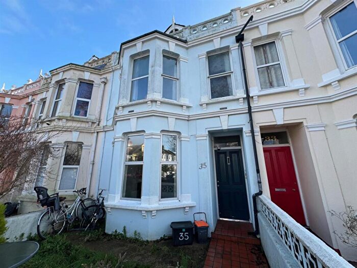 1 Bedroom Flat To Rent In Westbourne Gardens, Hove, BN3
