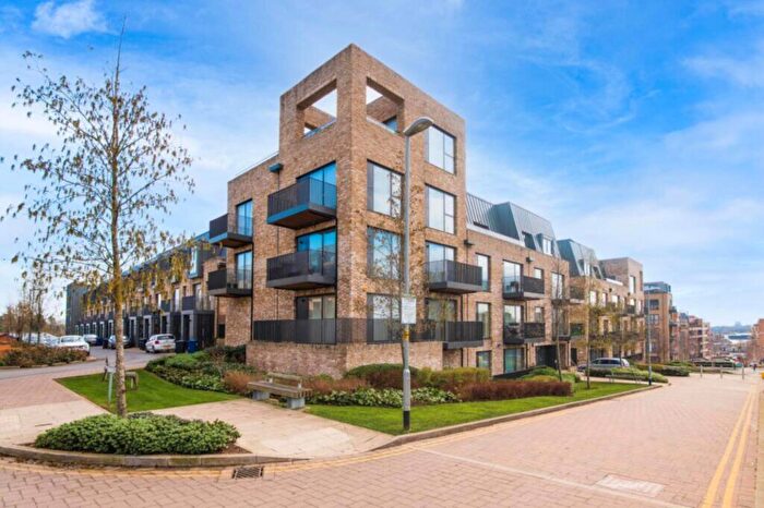 2 Bedroom Apartment To Rent In Regiment Hill, London, NW7